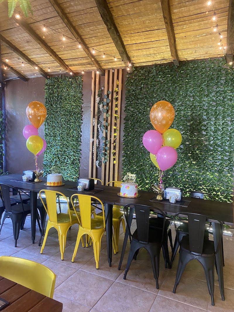 Noe's Café