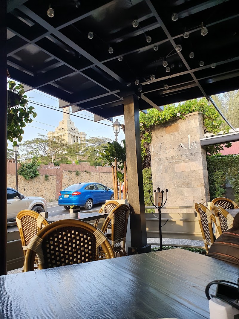 Noah Restaurant & Lounge