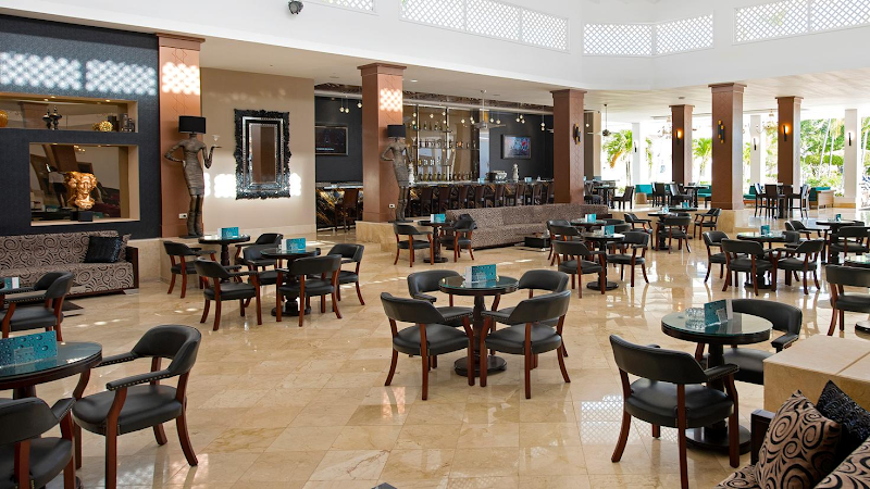 Lobby Bar