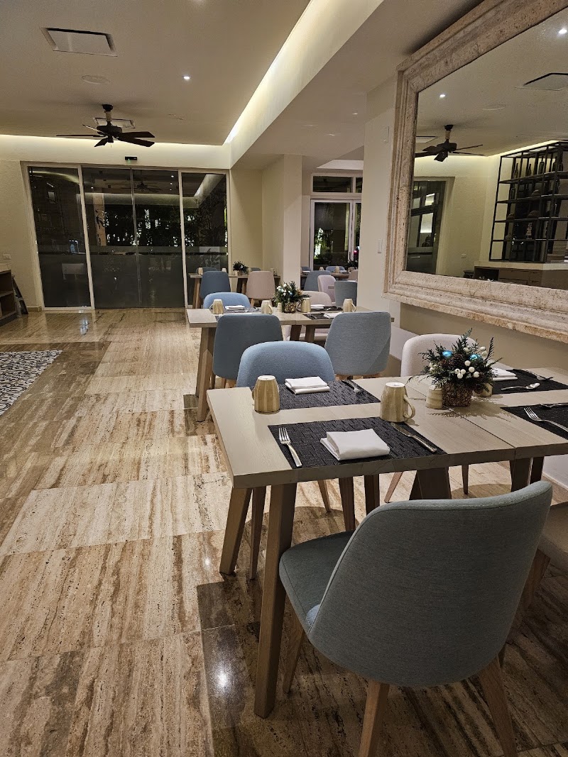 Anani Restaurant