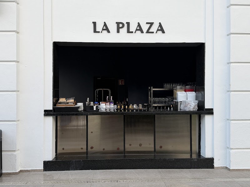 La Plaza